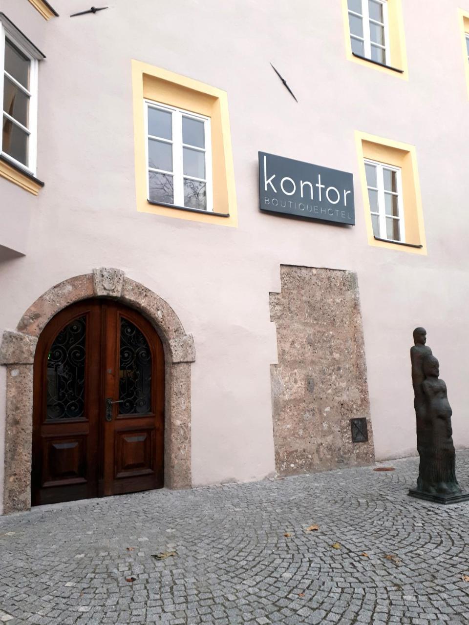 Hotel Kontor Халль в Триоле Экстерьер фото