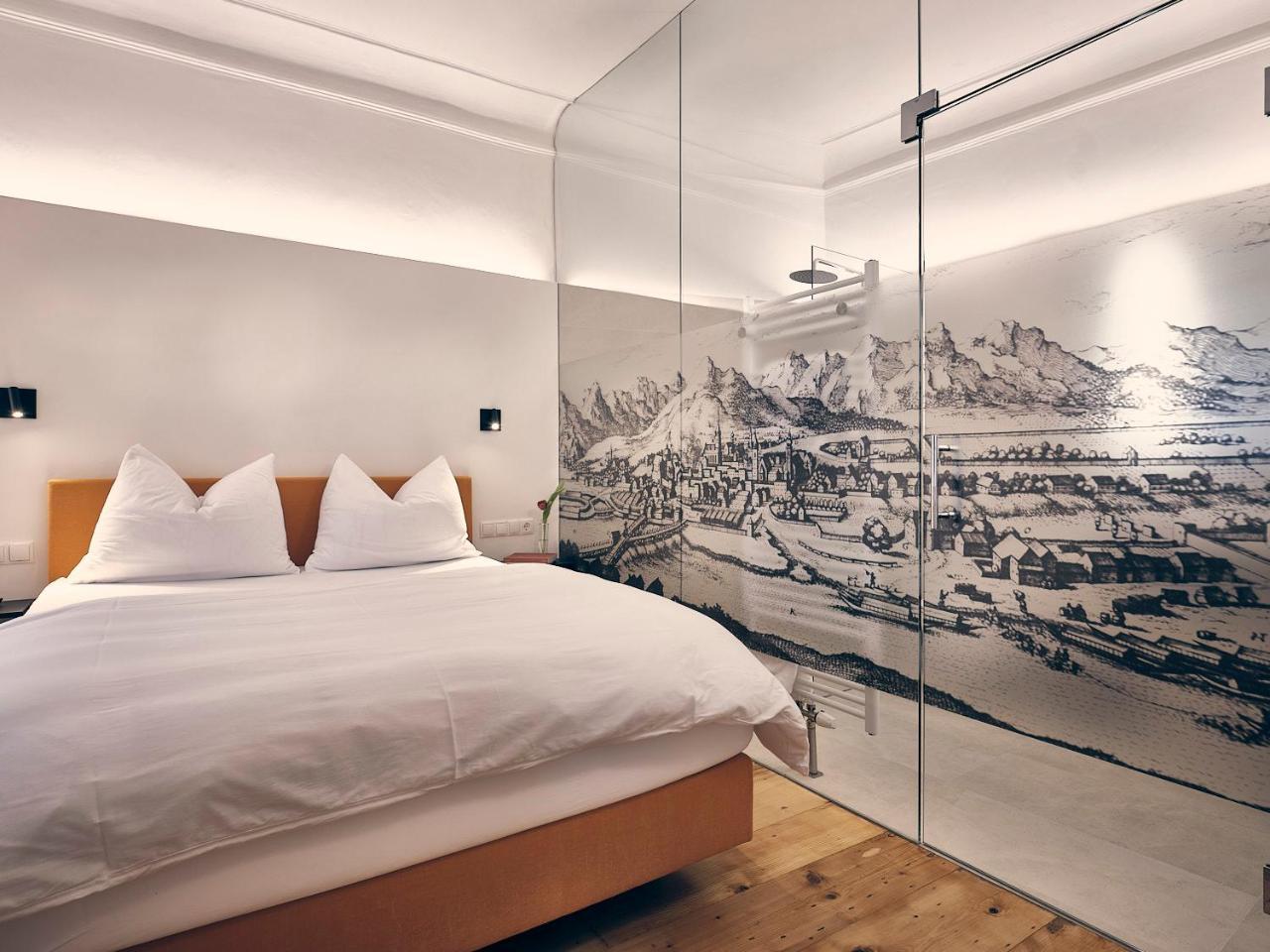 Hotel Kontor Халль в Триоле Экстерьер фото