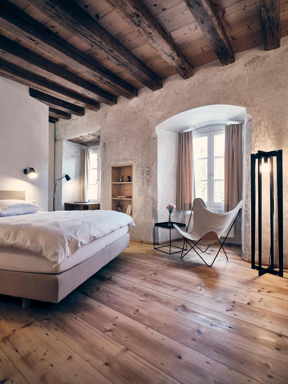 Hotel Kontor Халль в Триоле Экстерьер фото